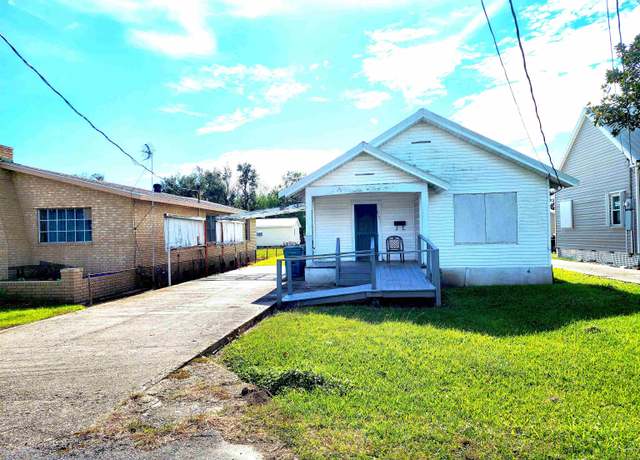 Property at 145 Lefort Ln, Golden Meadow, LA 70357, 2 beds, 1 bath