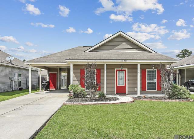 Property at 10815 Field Pointe Dr, Denham Springs, LA 70726, 3 beds, 2 baths