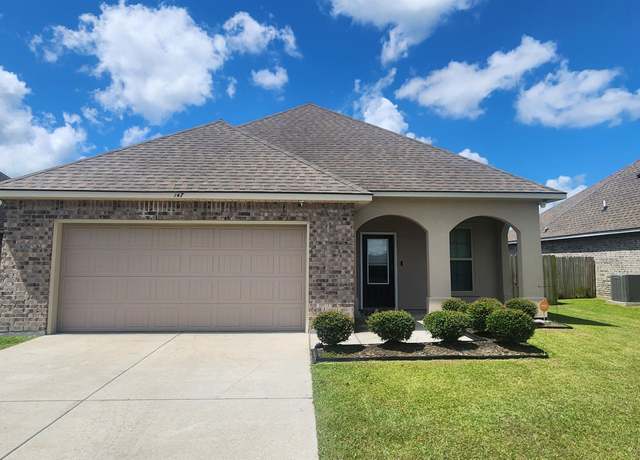 Property at 147 Cesare Dr, Thibodaux, LA 70301, 3 beds, 2 baths
