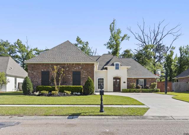 Property at 7342 Bessie Dr, Denham Springs, LA 70706, 4 beds, 3 baths