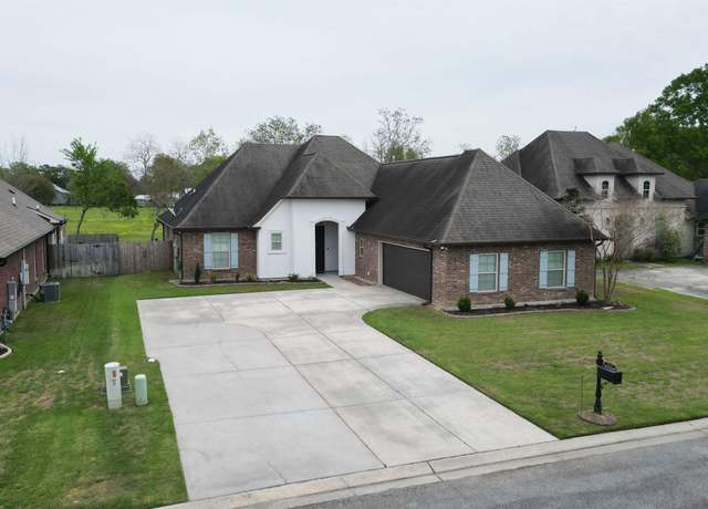 Property at 13238 Babin Estates Dr, Gonzales, LA 70737, 3 beds, 2 baths