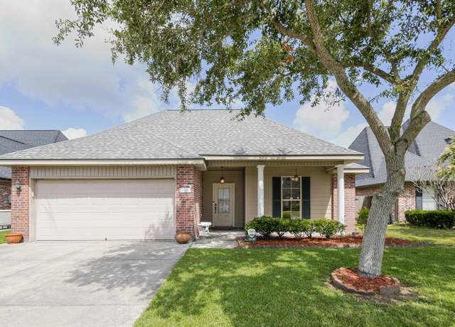 Property at 115 Bryce Ln, Houma, LA 70360, 3 beds, 2 baths