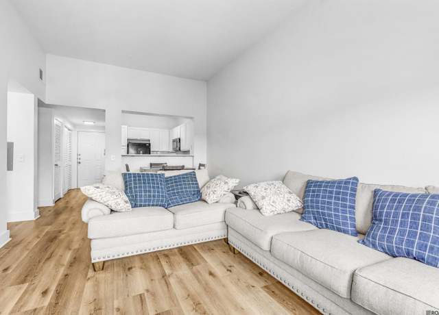 Property at 6765 Corporate Blvd #6310, Baton Rouge, LA 70809, 1 bed, 1 bath