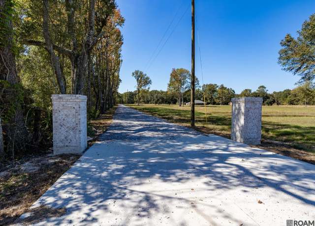 Property at E-1-B Blackwater Rd, Central, LA 70714