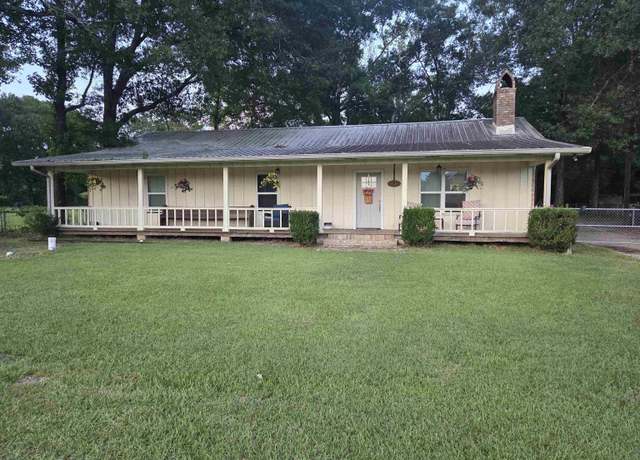 Property at 32374 Plainview Rd, Denham Springs, LA 70726, 3 beds, 2 baths
