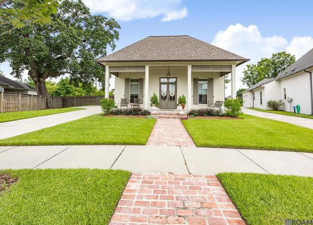Property at 10864 Sweet Water Dr, Baton Rouge, LA 70810, 4 beds, 3 baths
