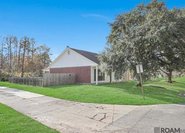 Property at 17282 Lake Park Ave, Baton Rouge, LA 70816, 3 beds, 2 baths