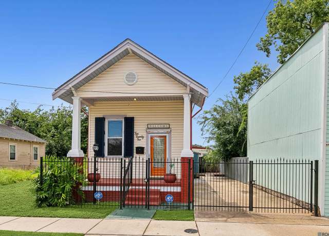 Property at 1026 Gordon St, New Orleans, LA 70117, 2 beds, 2 baths
