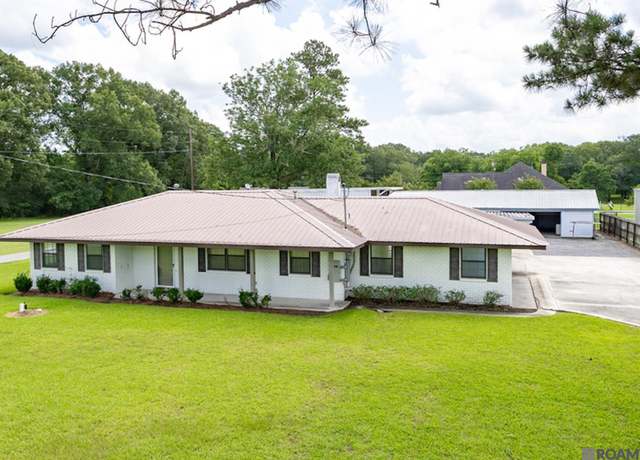 Property at 9786 Blackwater Rd, Baker, LA 70714, 3 beds, 3 baths