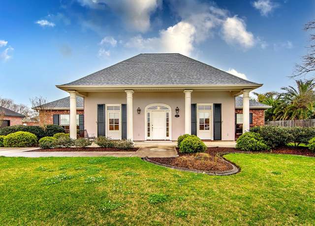 Property at 117 Plantation Dr, Cut Off, LA 70345, 3 beds, 2 baths