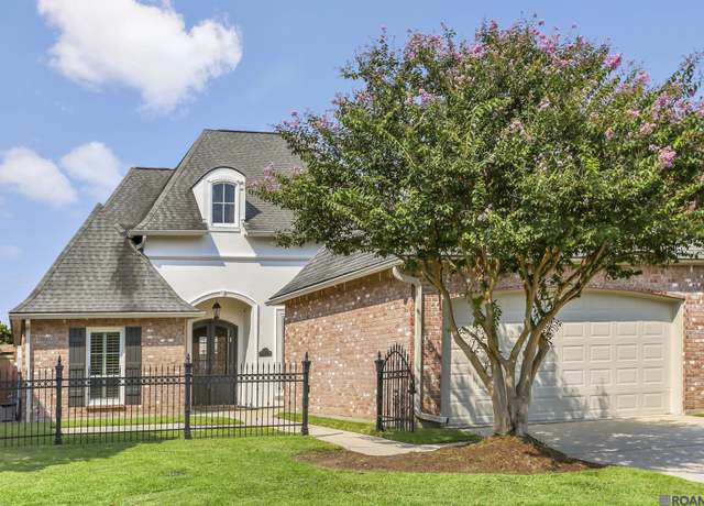 Property at 11015 N Shoreline Ave, Baton Rouge, LA 70809, 3 beds, 2 baths