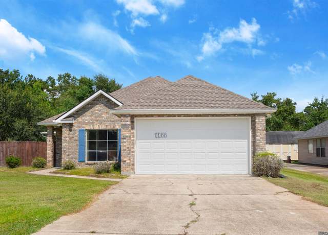 Property at 13366 Magnolia Crossing Dr, Hammond, LA 70401, 3 beds, 2 baths