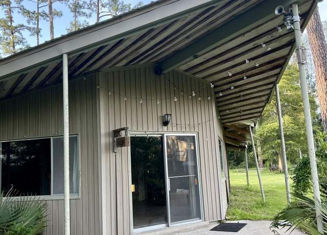 Property at 21750 Rosemound Ln, Springfield, LA 70462, 2 beds, 2 baths