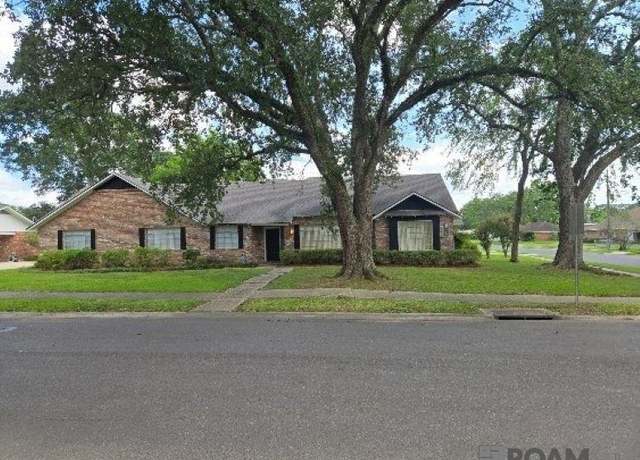 Property at 1521 S Woodhaven St, Baton Rouge, LA 70815, 4 beds, 2.5 baths