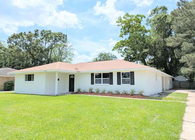 Property at 1658 N Bellrose Dr, Baton Rouge, LA 70815, 4 beds, 2 baths