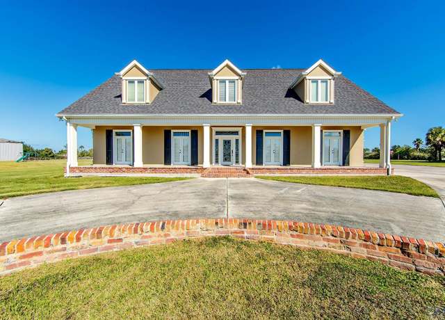 Property at 460 North Service Rd, Raceland, LA 70394, 4 beds, 4 baths