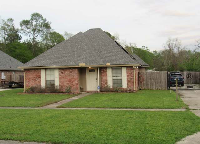 Property at 34233 Hawks Cv, Denham Springs, LA 70706, 3 beds, 2 baths