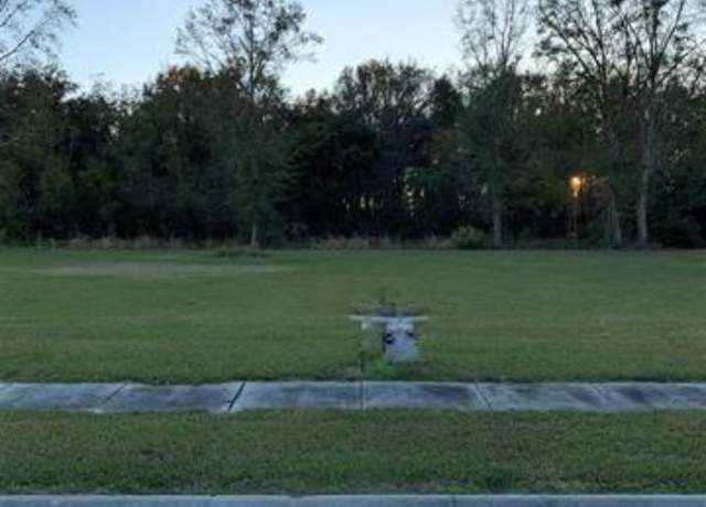 Property at 697 Victoria Dr, Berwick, LA 70342