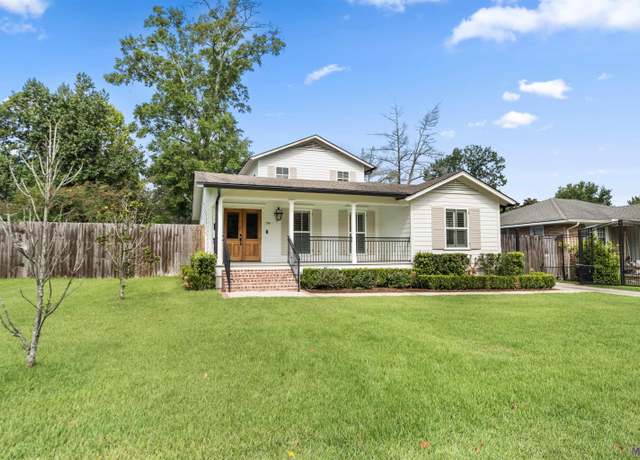 Property at 794 Longwood Dr, Baton Rouge, LA 70806, 5 beds, 3 baths