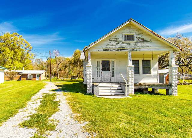Property at 1369 & 1371A Highway 20, Chackbay, LA 70301, 2 beds, 1 bath