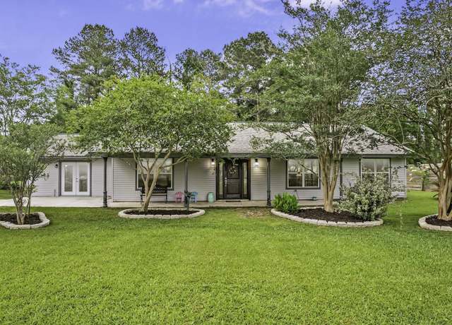 Property at 25820 Wax Rd, Denham Springs, LA 70726, 3 beds, 2.5 baths