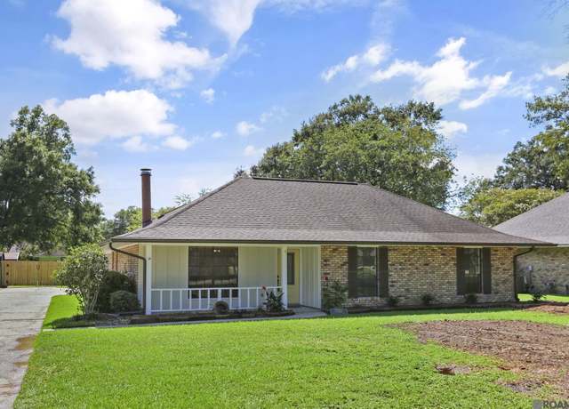 Property at 7355 Woods Edge Dr, Baton Rouge, LA 70818, 3 beds, 2 baths