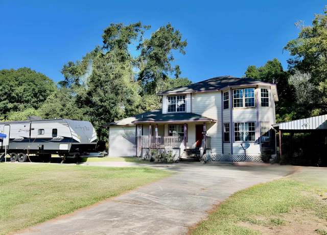 Property at 2727 Lorraine St, Baton Rouge, LA 70805, 4 beds, 3.5 baths