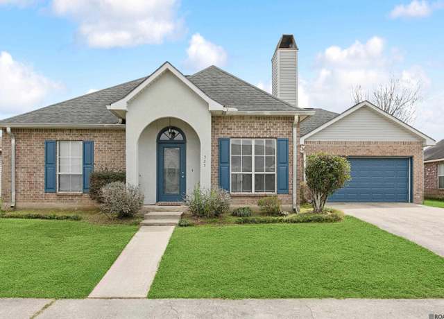Property at 323 Briarhaven Dr, Baton Rouge, LA 70810, 3 beds, 2 baths