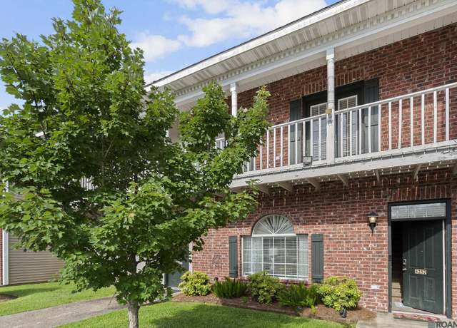 Property at 5257 Arlington Ct, Baton Rouge, LA 70820, 2 beds, 2.5 baths