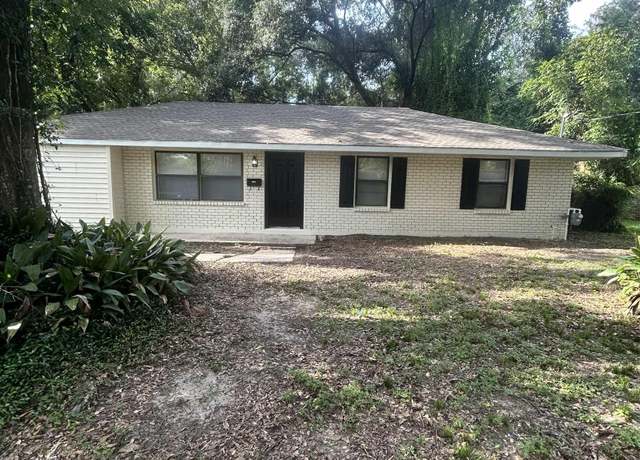 Property at 10351 N Harvey Dr, Baton Rouge, LA 70815, 3 beds, 2 baths