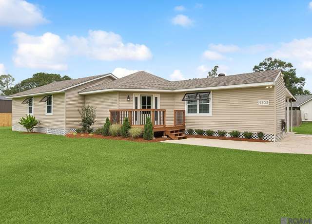 Property at 9103 Springfield Rd, Denham Springs, LA 70706, 3 beds, 3 baths