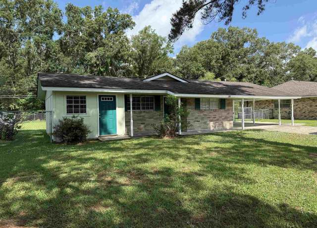 Property at 432 W Chalfont Dr, Baton Rouge, LA 70819, 3 beds, 2 baths