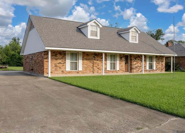 Property at 5236 Floynell Dr, Baton Rouge, LA 70809, 3 beds, 2.5 baths