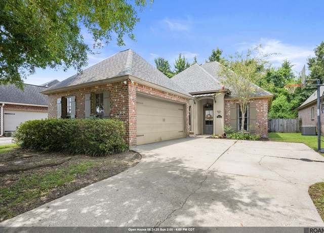 Property at 36290 W Pine Grove Ct, Prairieville, LA 70769, 3 beds, 2 baths