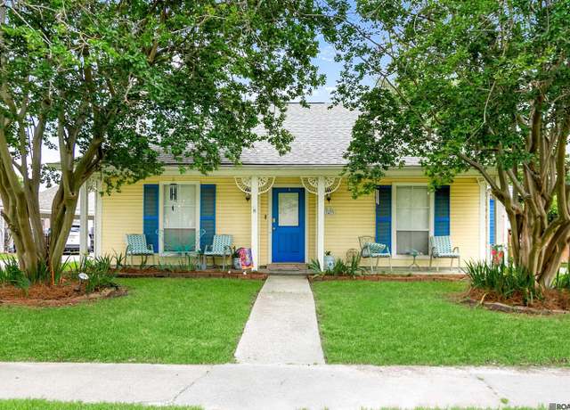 Property at 13433 Greenview Ave, Baton Rouge, LA 70816, 3 beds, 2 baths