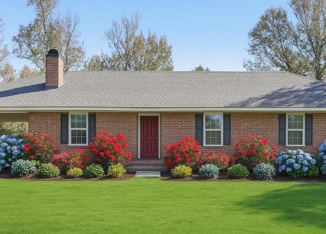Property at 21090 Debbie Ln, Denham Springs, LA 70726, 3 beds, 2.5 baths