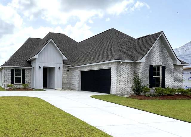 Property at 26159 Willette Ave, Denham Springs, LA 70726, 4 beds, 2 baths