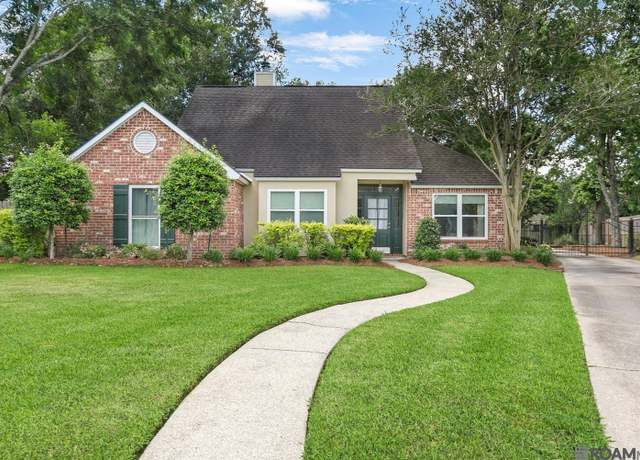 Property at 4821 Angleton Ct, Saint George, LA 70817, 4 beds, 2.5 baths