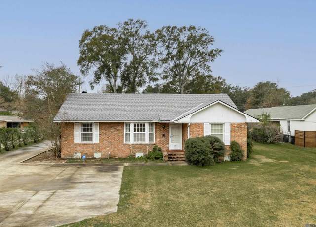 Property at 368 Kenwood Ave, Baton Rouge, LA 70806, 3 beds, 2 baths