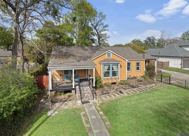 Property at 4013 Hyacinth Ave, Baton Rouge, LA 70808, 4 beds, 3 baths