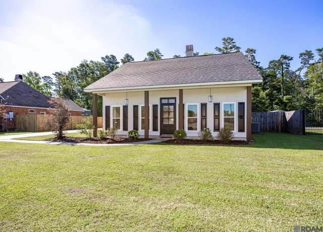 Property at 8158 Fitzgerald Dr, Denham Springs, LA 70706, 3 beds, 2 baths