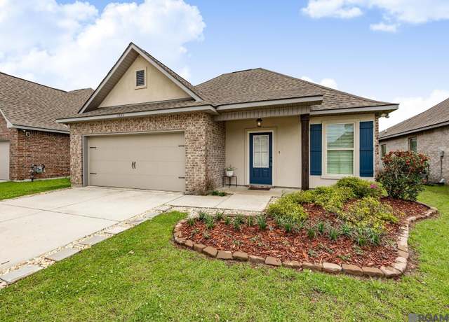 Property at 1225 Gentle Wind Dr, Baton Rouge, LA 70820, 4 beds, 2.5 baths