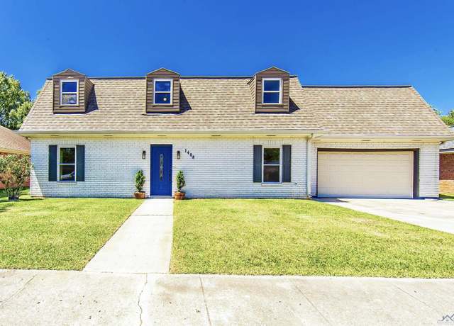 Property at 1408 Cottage Dr, Houma, LA 70360, 5 beds, 2.5 baths