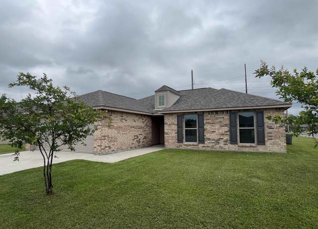 Property at 770 Douglas Andrew Ave, Gonzales, LA 70737, 4 beds, 2 baths