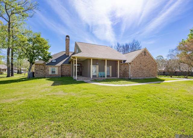 Property at 1930 S Houmas Ave, Gonzales, LA 70737, 4 beds, 3 baths