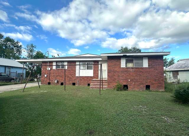 Property at 108 Chauvin St, Chauvin, LA 70344, 3 beds, 2 baths
