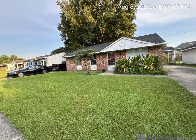 Property at 11682 Auburn Dr, Baton Rouge, LA 70816, 3 beds, 1 bath