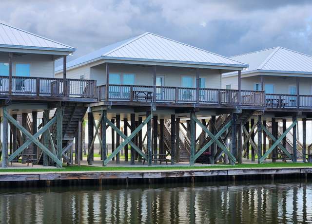 Property at 136 Ao Rappelet Rd Unit C, Golden Meadow, LA 70357, 3 beds, 2 baths