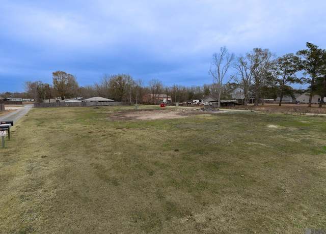 Property at 44040 Stringer Bridge Rd, St Amant, LA 70774