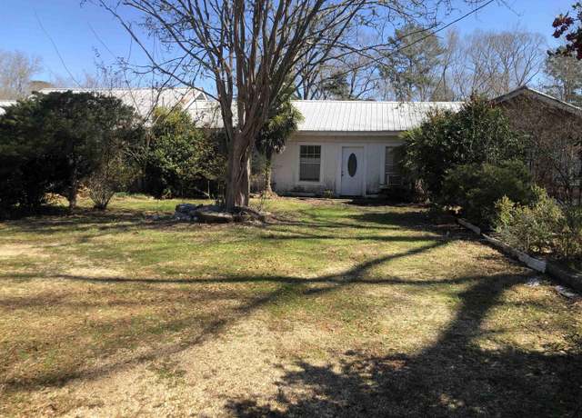 Property at 2713 La Hwy 63, Clinton, LA 70722, 3 beds, 2 baths